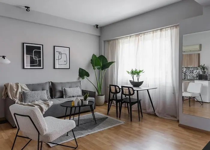 Your Cosy Perch In The Heart Of The Athenian Buzz